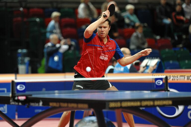 Diving Into Table Tennis: Pros and Cons of Indoor Recreation